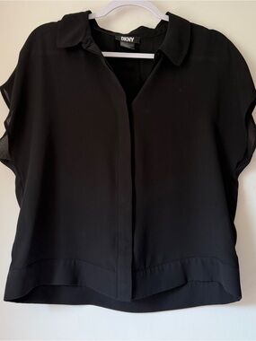 DKNY M Black Short-Sleeve Blouse